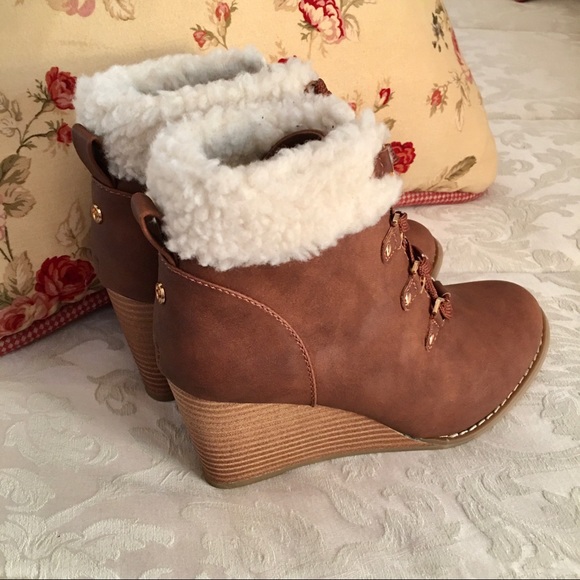 Nautica NEW!!! Awesome!!! GALVA Wedge Boots - Picture 5 of 11